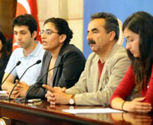 Mecliste ÖSS karşıtı basın toplantısı düzenlendi