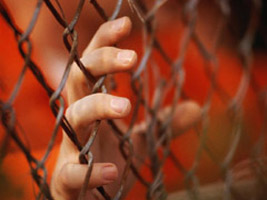 Tecrit insanlık suçudur