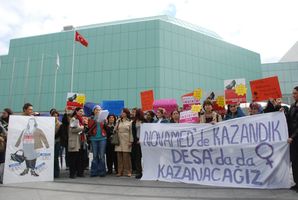 Kadınlar Desa emekçileri için İstanbul'dan haykırdı