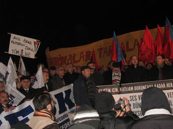 Binler Filistin için ses verdi!